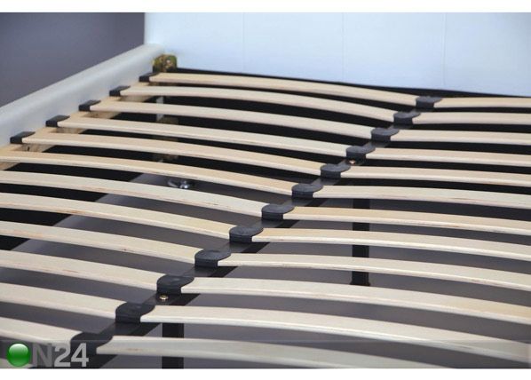 Sänky QUEEN 180x200 cm