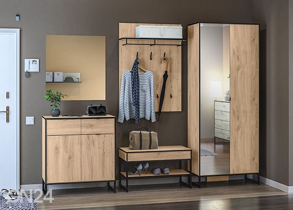 Seinänaulakko Loft, minerva tammi