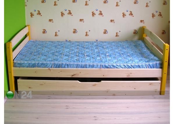 Vuodevaatelaatikko pyörillä