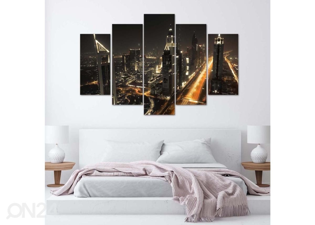 5-osainen taulu Dubai Panorama at Night 200x100 cm kuvasuurennos