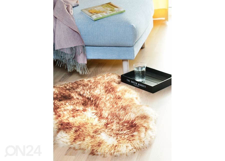 Aito lampaantalja British white-brown 60x90 cm kuvasuurennos