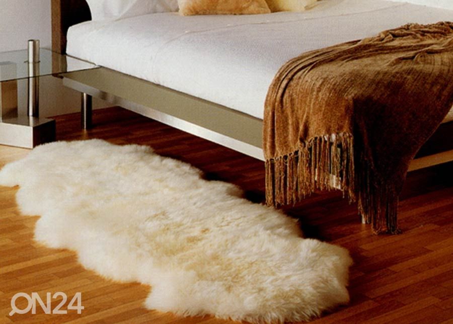 Aito lampaantalja Merino cream Duop ±60x180 cm kuvasuurennos