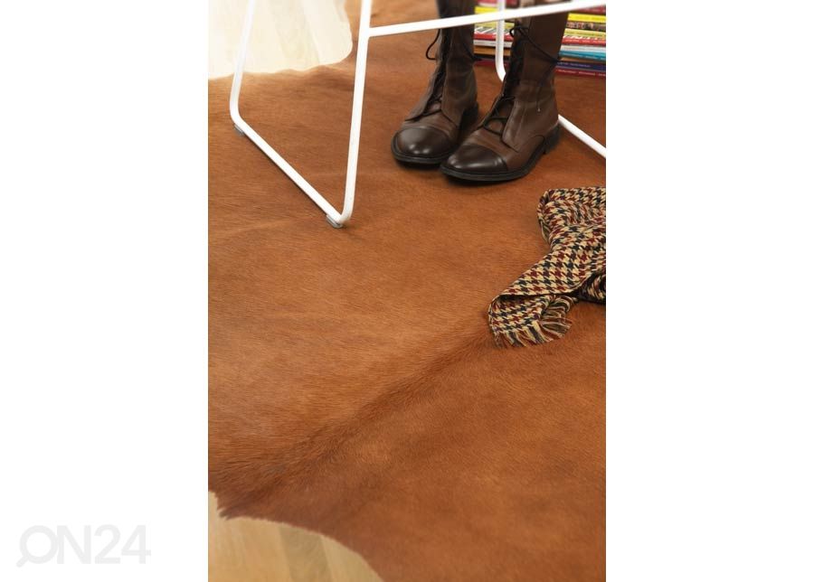 Aito lehmäntalja brown maxi 200x210 cm kuvasuurennos