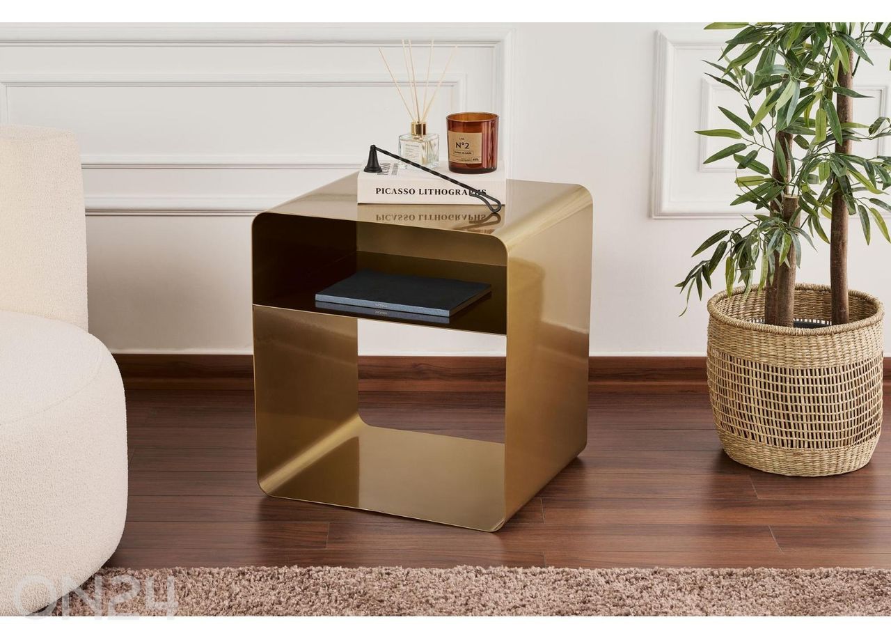 Apupöytä kuvasuurennos