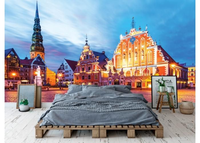 Fleece kuvatapetti Scenic Summer Evening View of the City Hall Square 416x290 cm kuvasuurennos