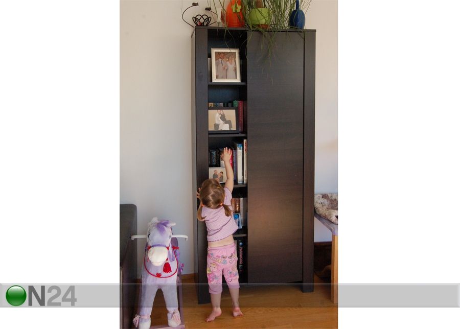 Kaappihyllystö AMBER kuvasuurennos