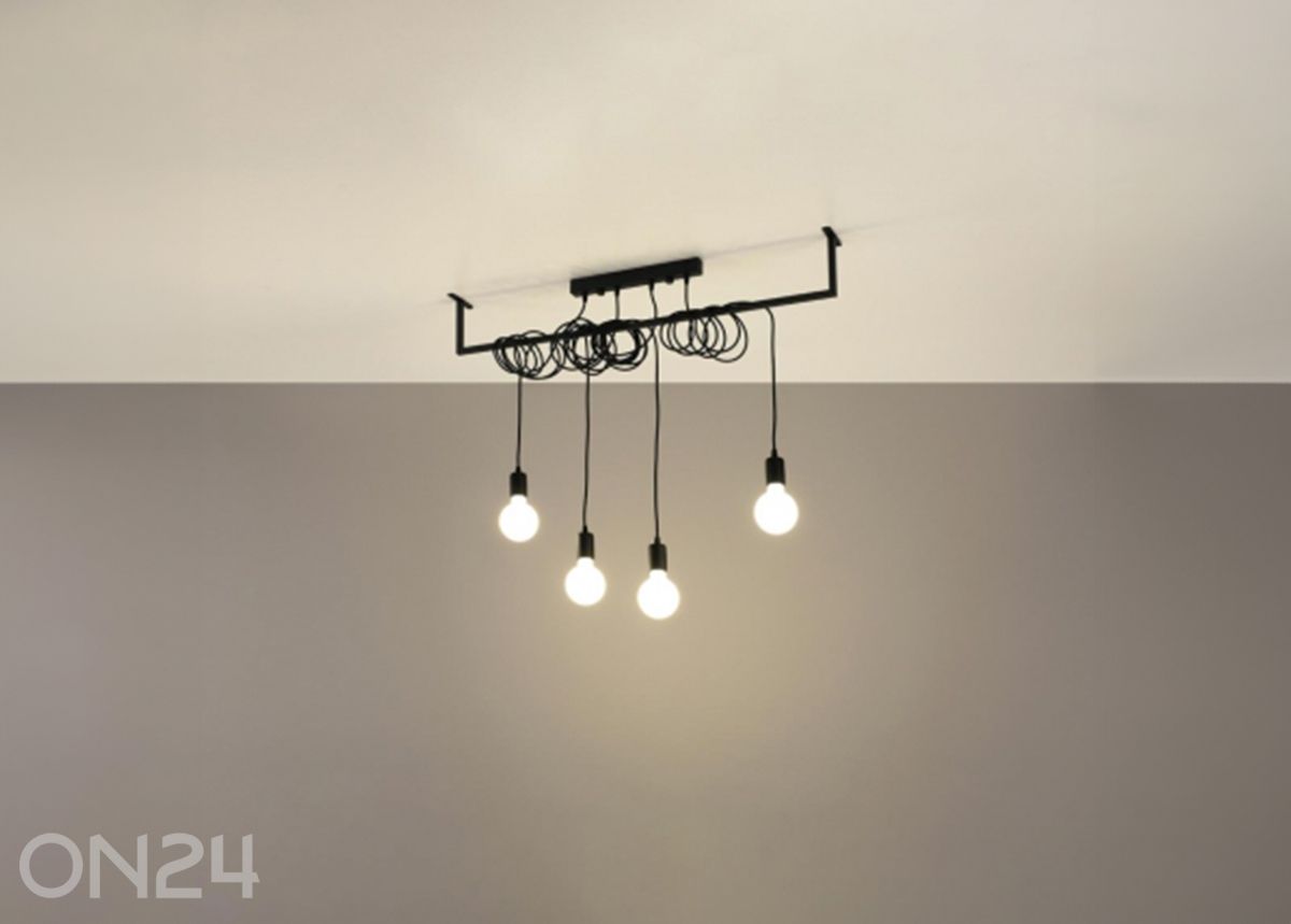 Kattokruunu Salamanca 4, musta kuvasuurennos