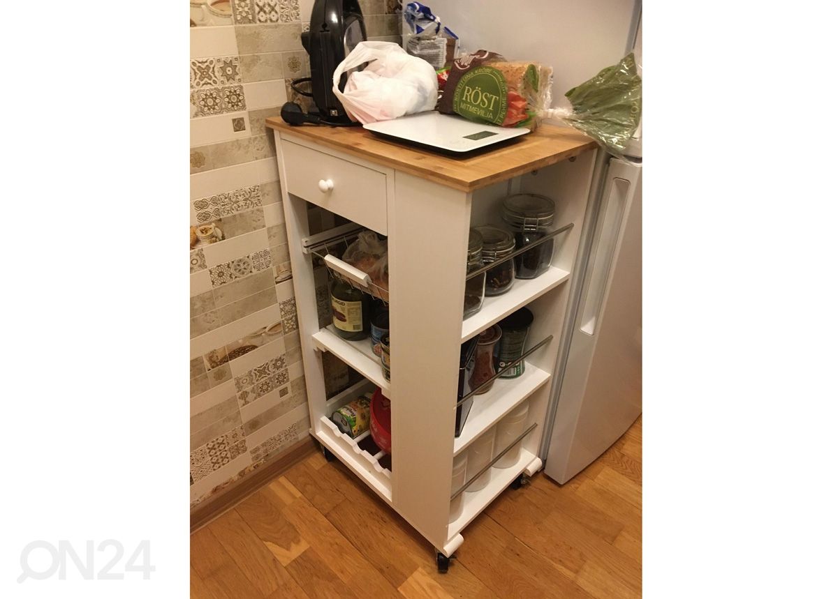 Keittiöhylly pyörillä kuvasuurennos