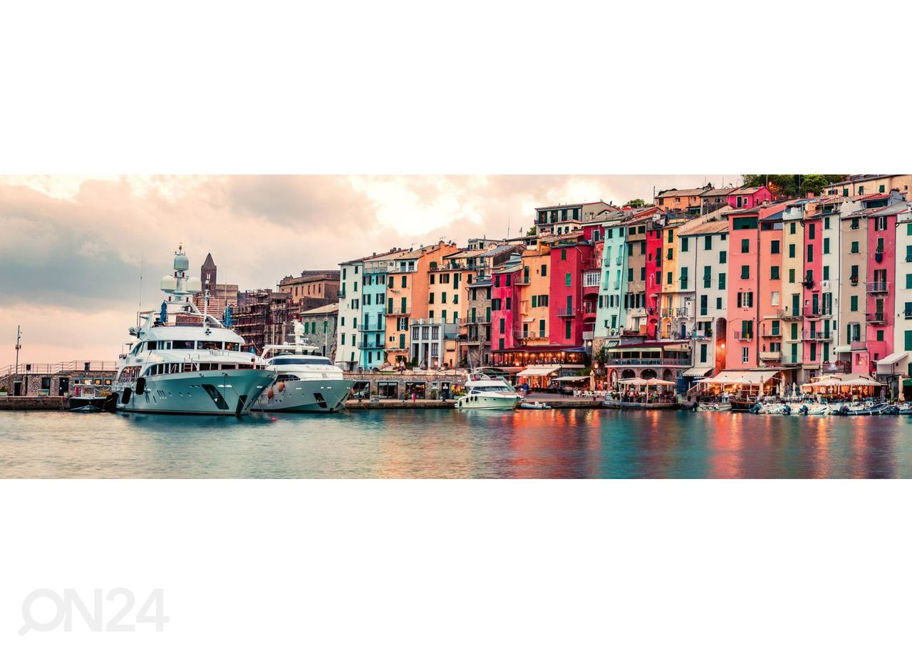 Keittiön välitilan tapetti Portovenere town 180x60 cm kuvasuurennos