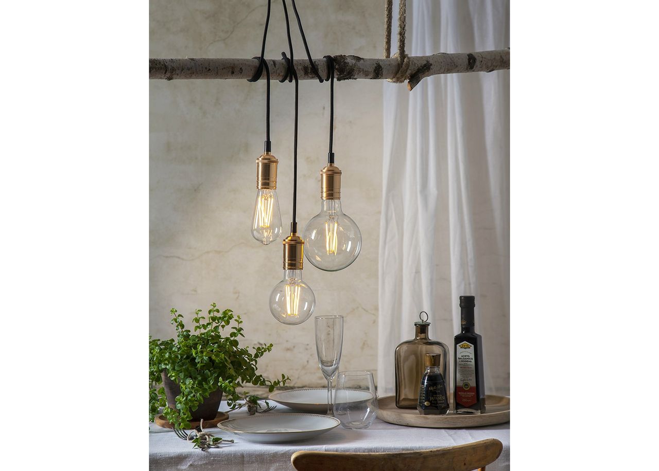 Koristeellinen LED-lamppu E27 6,5W kuvasuurennos