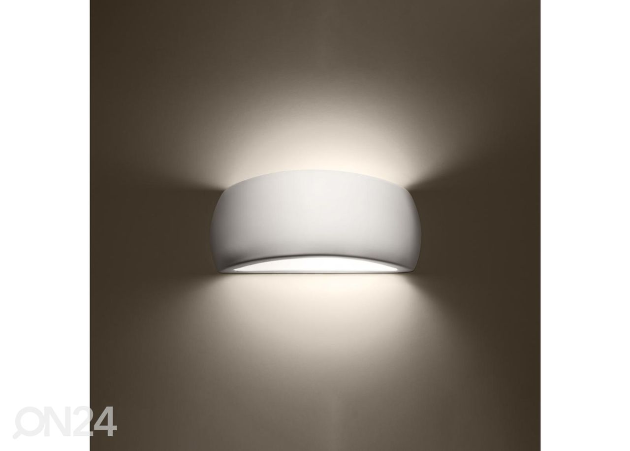 Lakattu seinävalaisin Pontius, kiiltävä valkoinen kuvasuurennos