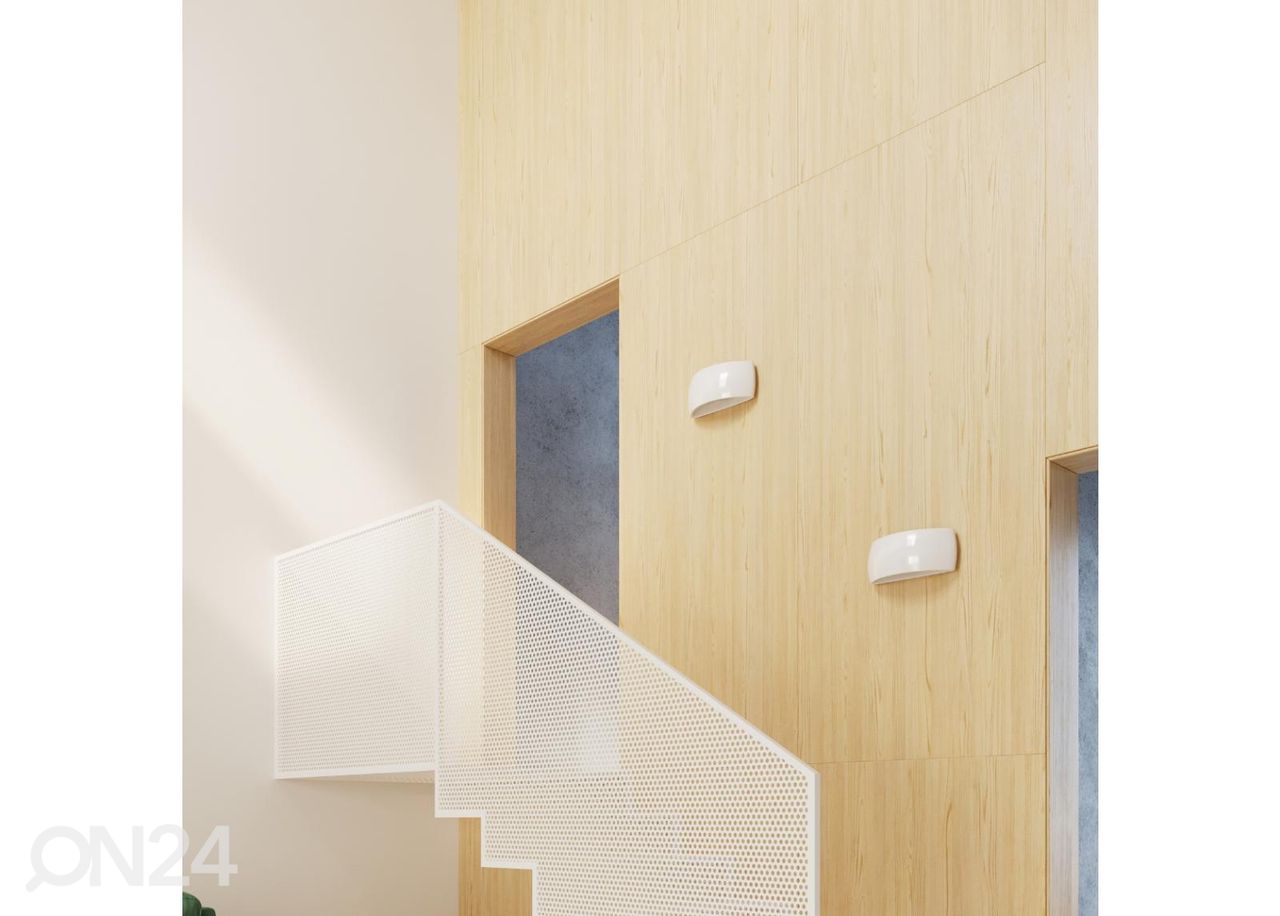 Lakattu seinävalaisin Pontius, kiiltävä valkoinen kuvasuurennos