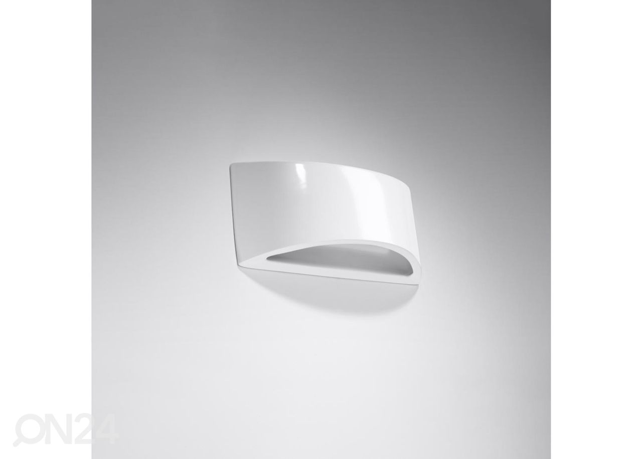 Lakattu seinävalaisin Vixen, kiiltävä valkoinen kuvasuurennos