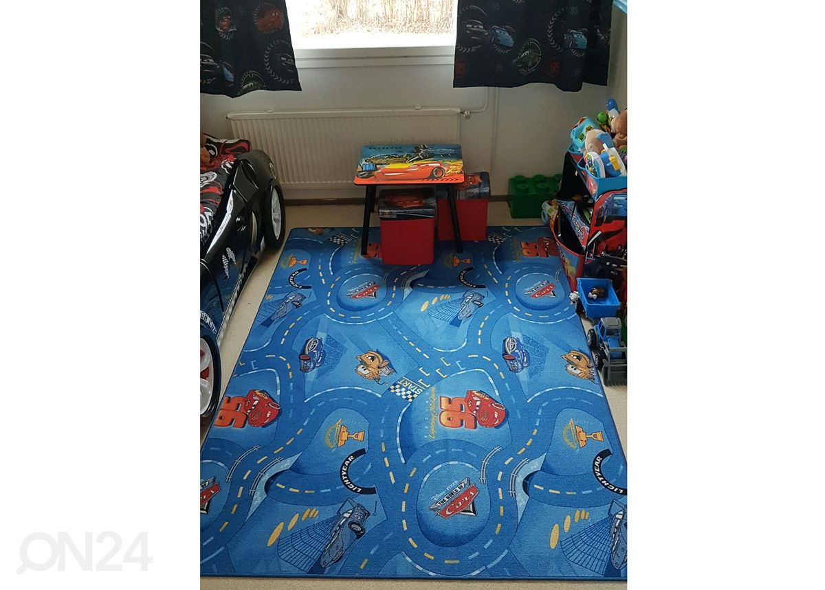 Lastenhuoneen matto WORLD OF CARS 160x240 cm kuvasuurennos