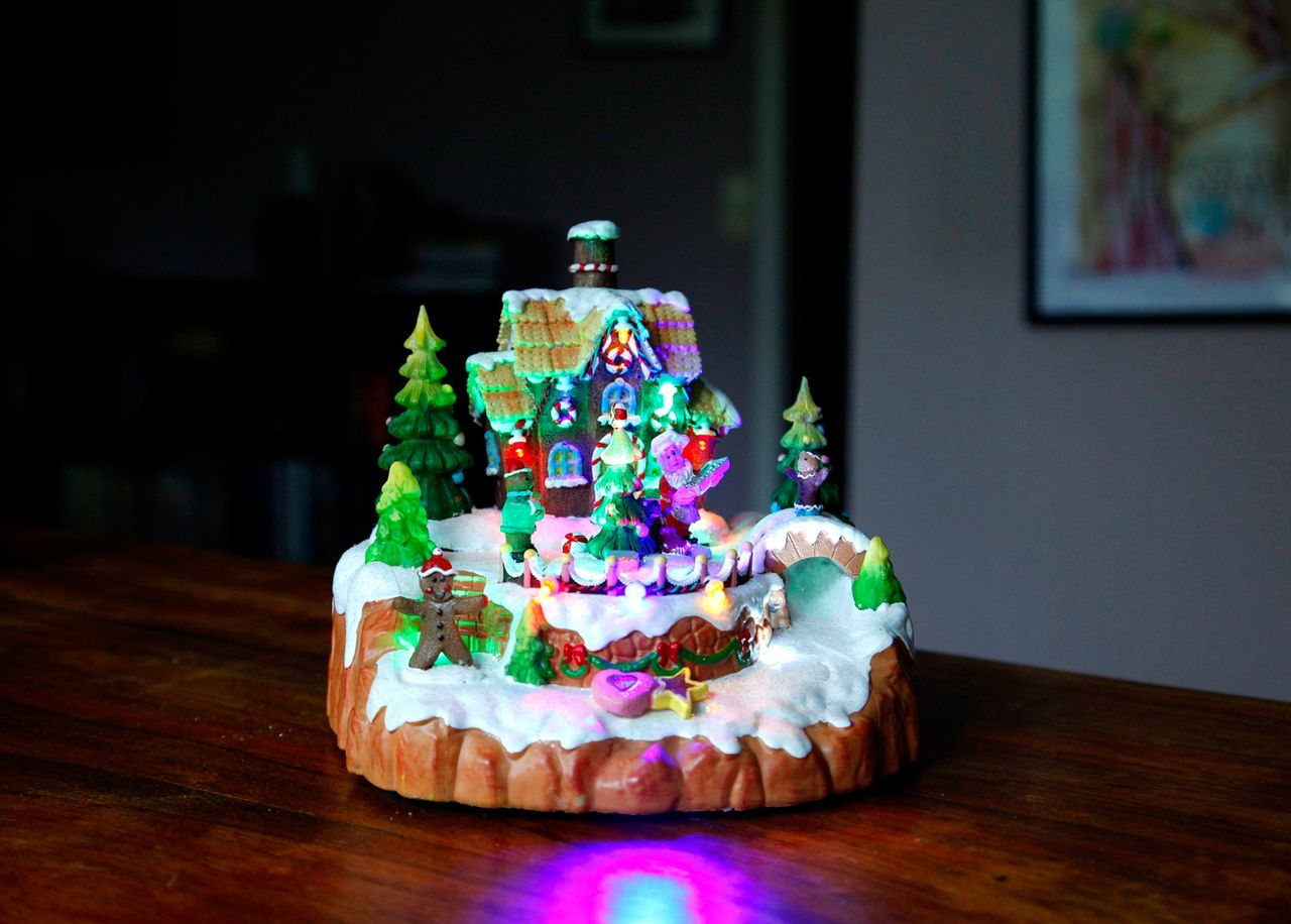 LED koriste Piparkakkukylä kuvasuurennos