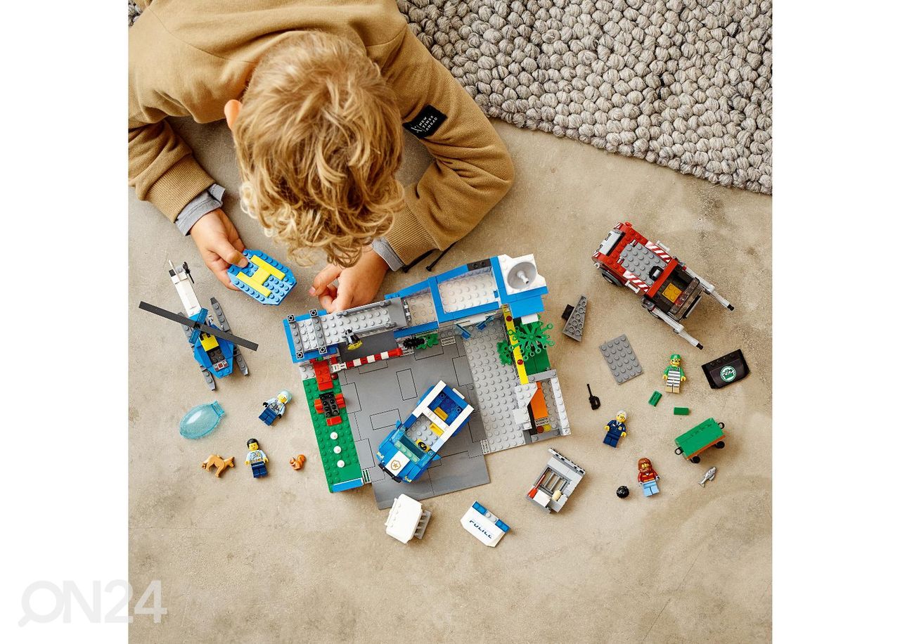 LEGO City poliisiasema kuvasuurennos