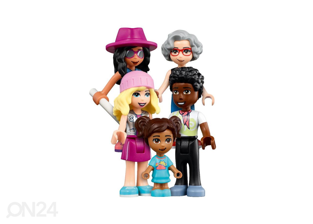 LEGO Friends Pääkadun rakennus kuvasuurennos
