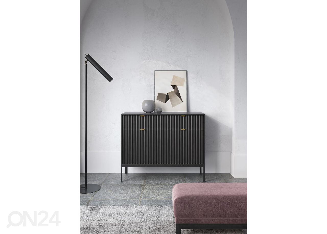 Lipasto 104 cm kuvasuurennos