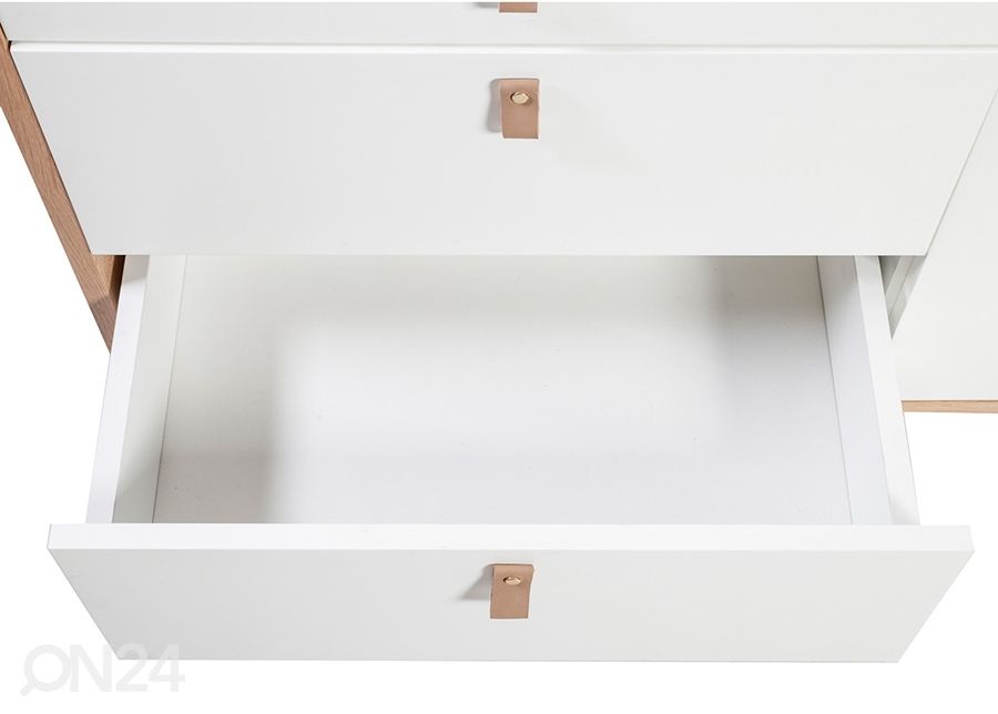 Lipasto Helena White kuvasuurennos