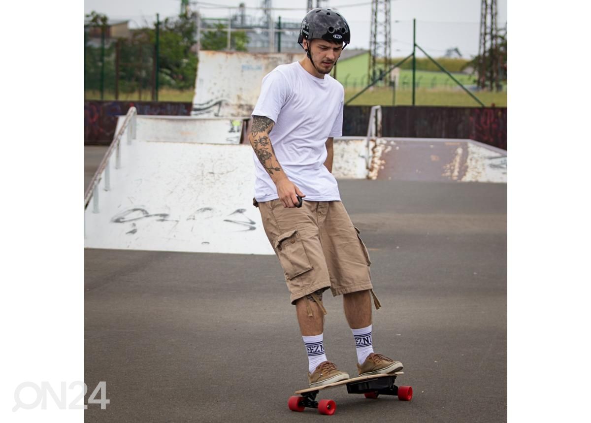 Longboardi moottoripakkaus renkailla Wheelero kuvasuurennos