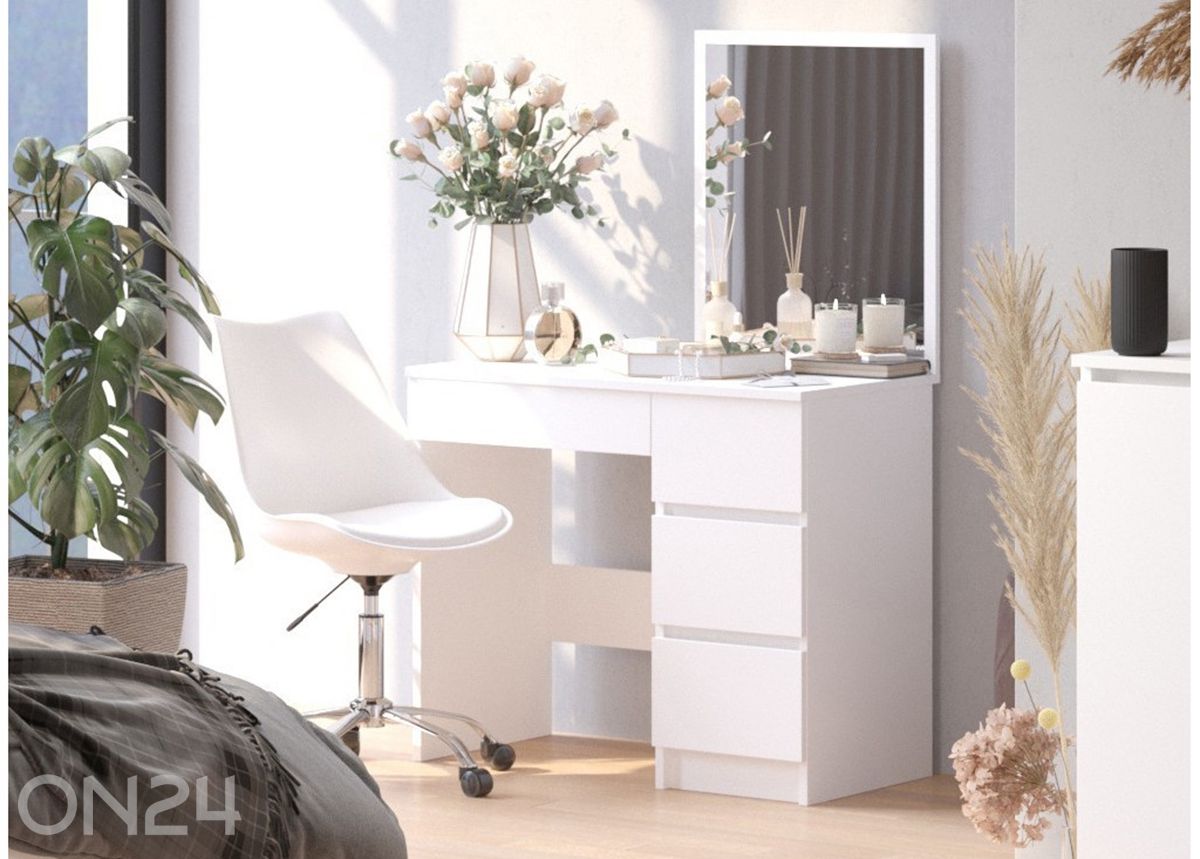 Meikkipöytä peilillä kuvasuurennos