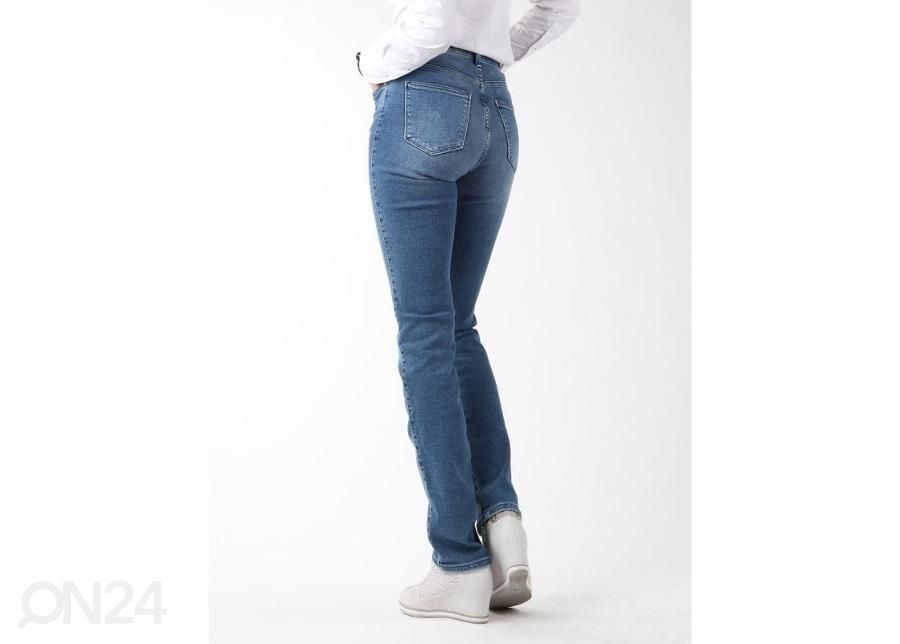 Naisten farkut Wrangler kuvasuurennos