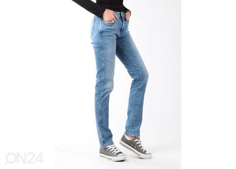 Naisten farkut Wrangler Boyfriend Best Blue kuvasuurennos