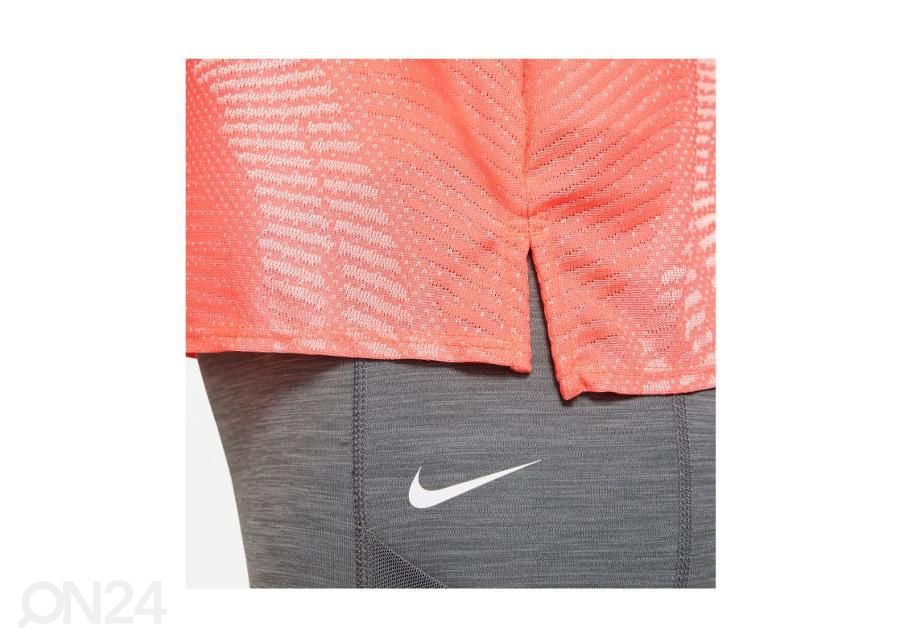 Naisten hihaton treenipaita Nike Pro kuvasuurennos