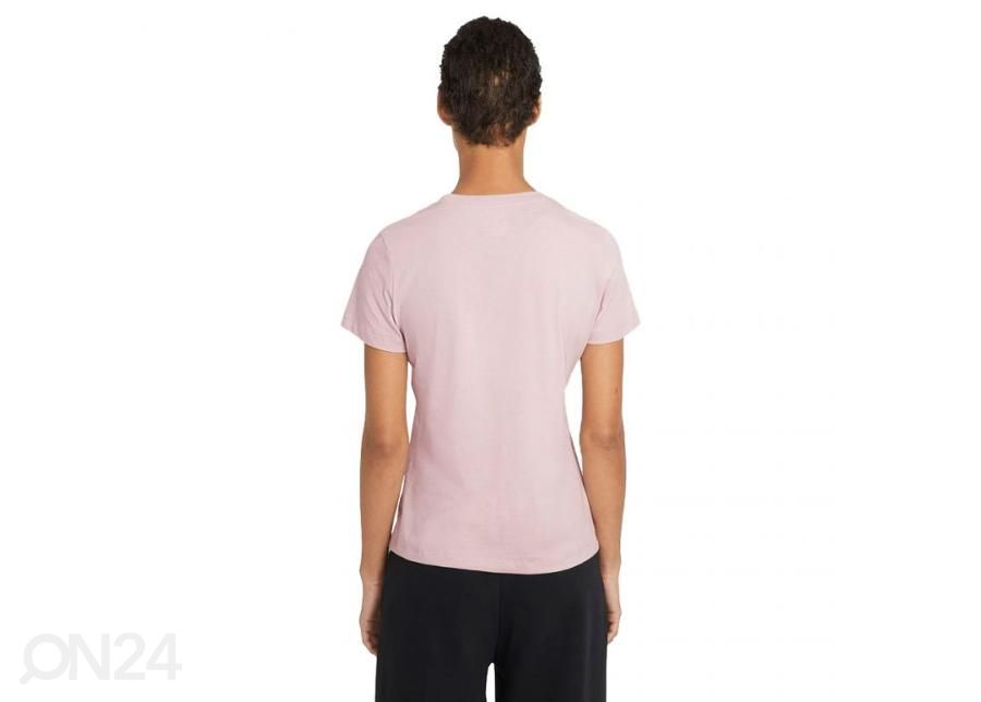 Naisten treenipaita Nike Essential Tee Ss Crew kuvasuurennos