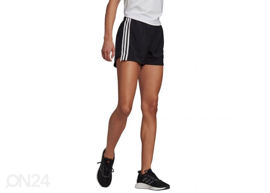 Naisten treenishortsit Adidas Woven kuvasuurennos