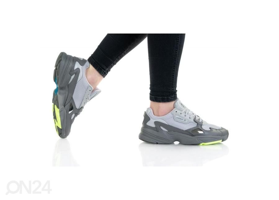 Naisten vapaa-ajan kengät Adidas Falcon kuvasuurennos