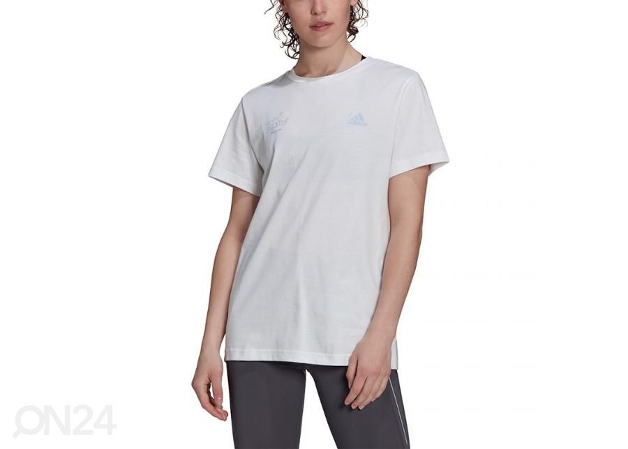 Naisten vapaa-ajan paita Adidas Signature Tee kuvasuurennos