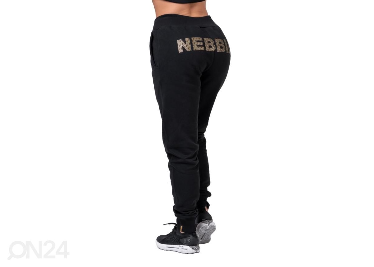 Naisten verryttelyhousut Nebbia Gold Classic 826, mustat, koko M kuvasuurennos