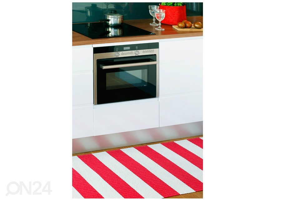 Narma muovimatto Birkas carmine-white 70x250 cm kuvasuurennos