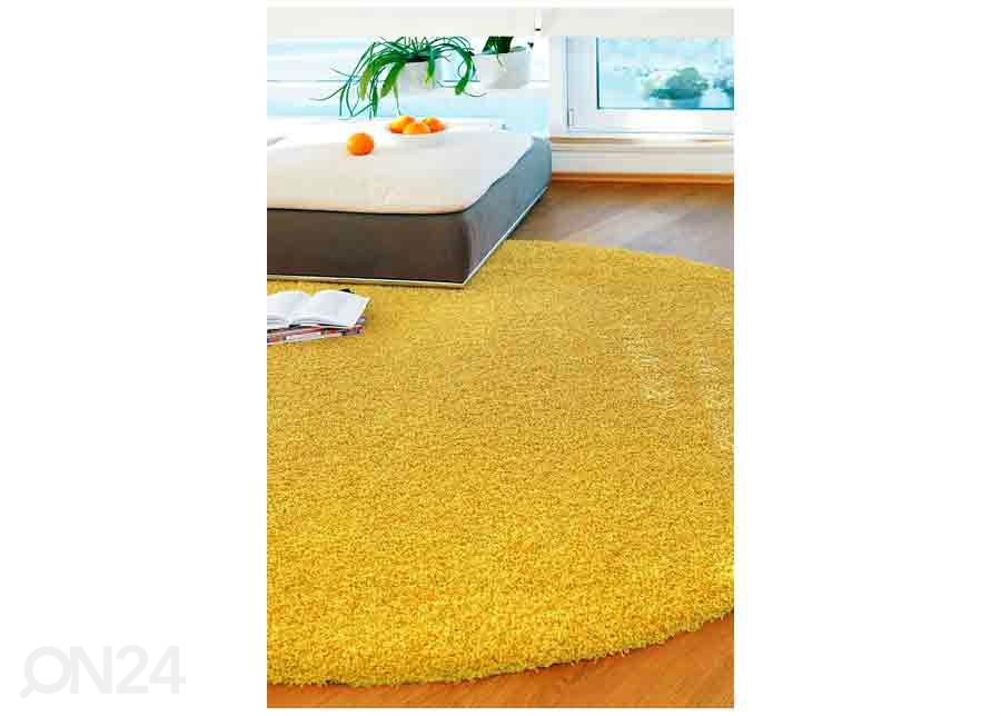 Narma pitkäkarvainen matto Spice™ keltainen pyöreä Ø 133 cm kuvasuurennos