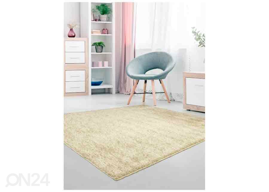 Narma pitkänukkainen matto Sky valkoinen 80x150 cm kuvasuurennos