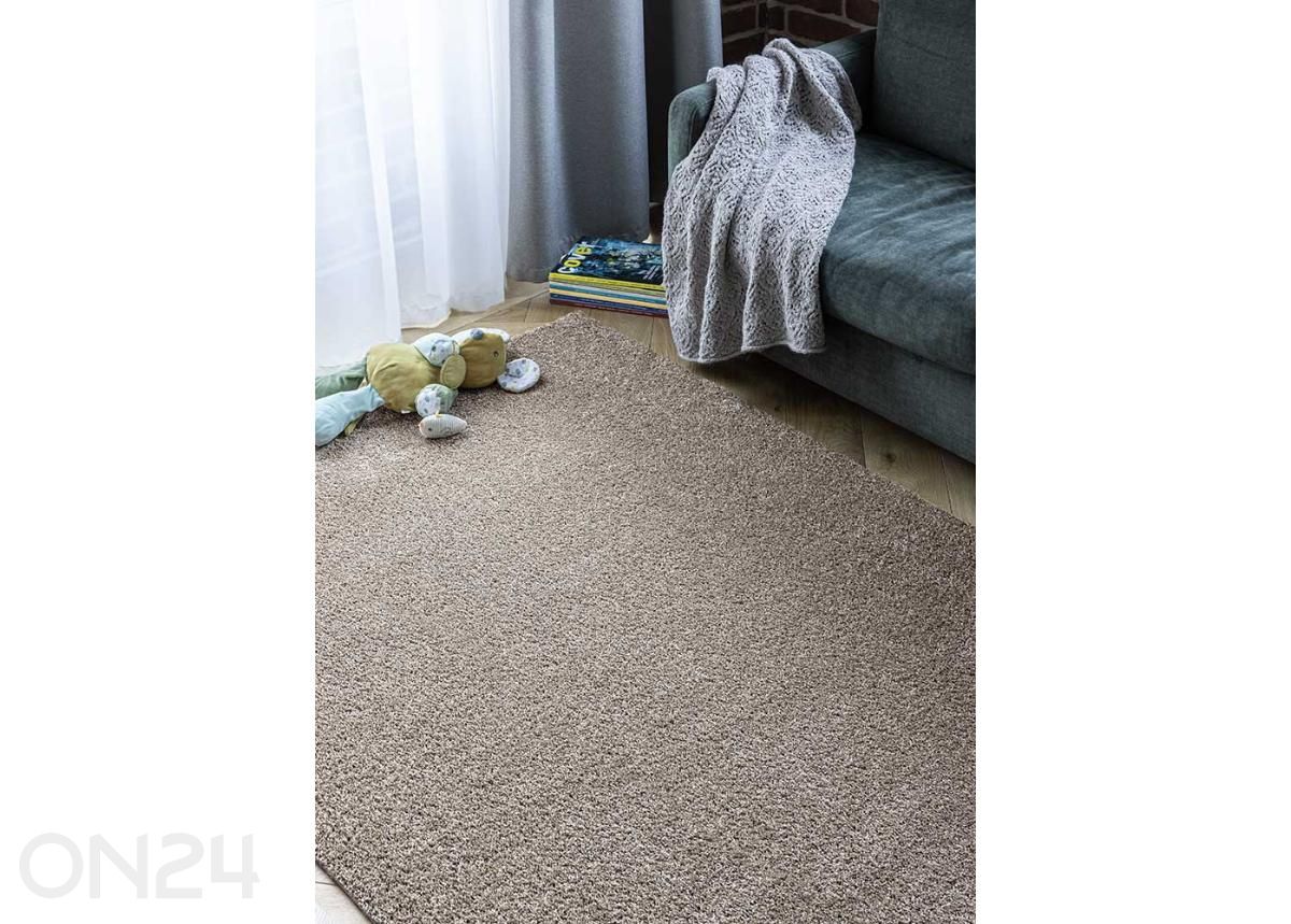 Narma röyhelöinen tuftattu matto Sweet™ beige 67x133 cm kuvasuurennos