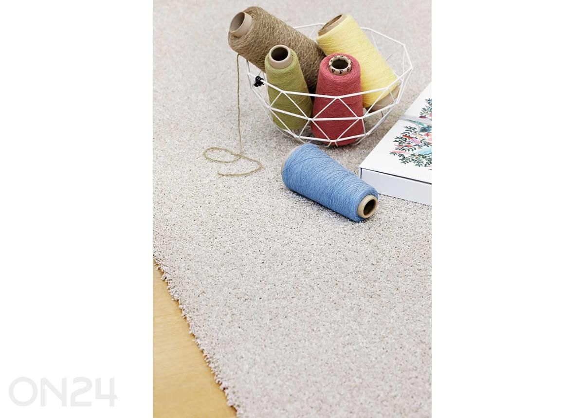 Narma röyhelöinen tuftattu matto Sweet™ salt 67x133 cm kuvasuurennos