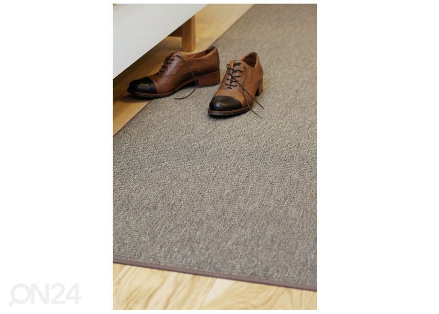 Narma sileäkudosmatto Credo™ brown 80x350 cm kuvasuurennos