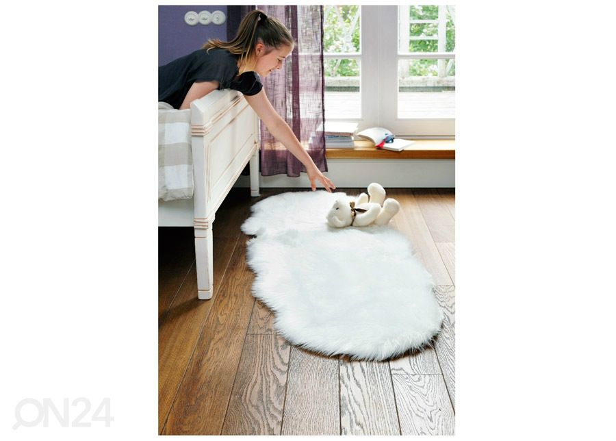 Narma Vegan Fur plyysimatto Dolly ivory 60x160 cm kuvasuurennos