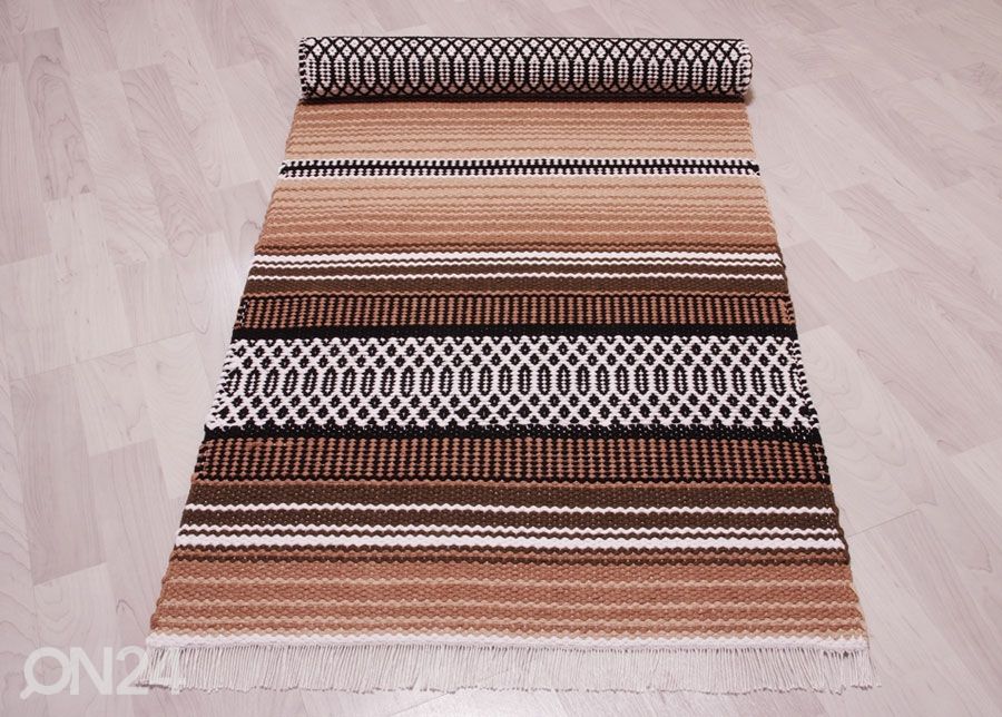 Nauhamatto Berta kuvasuurennos