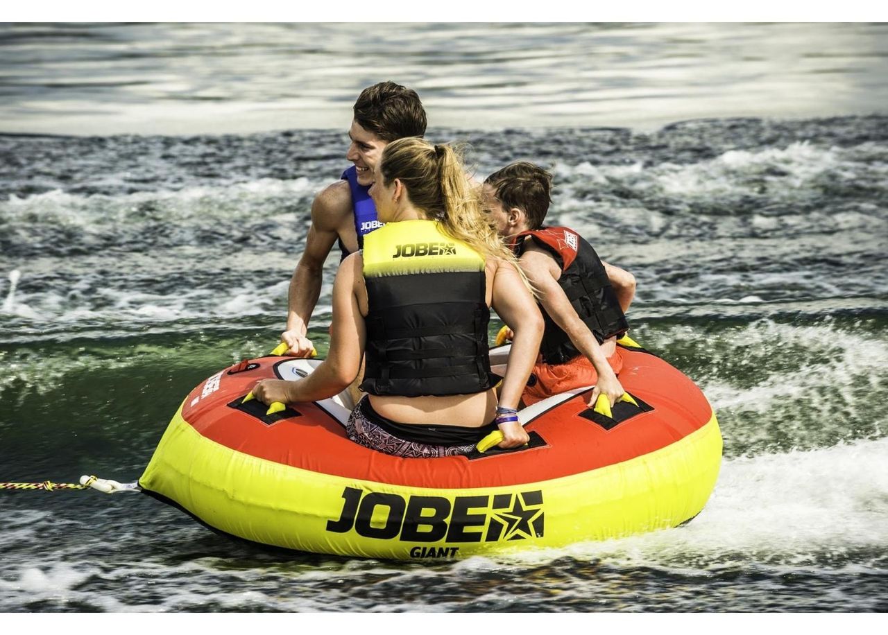 Puhallettava vetorengas Jobe GIANT 3P kuvasuurennos