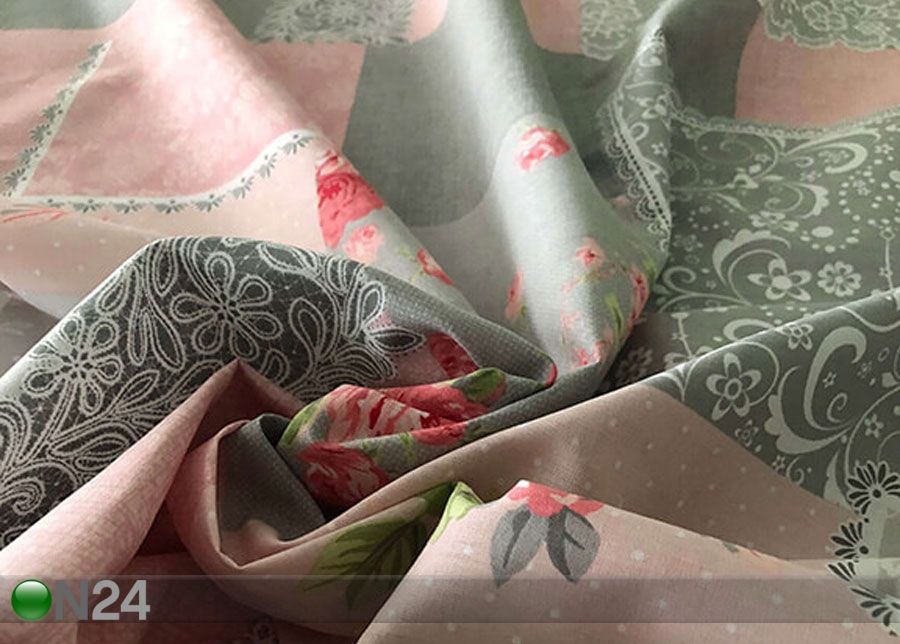 Pussilakana PatchworkRose kuvasuurennos