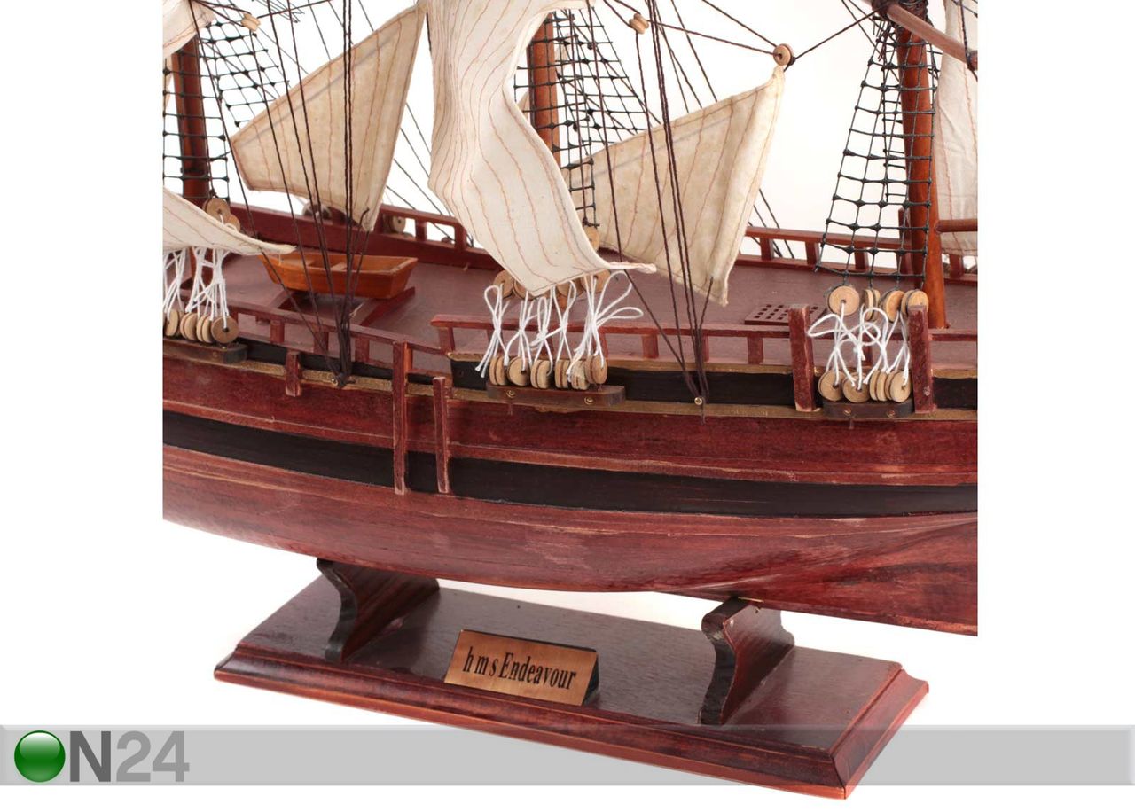 Puulaiva HMS ENDEAVOUR kuvasuurennos
