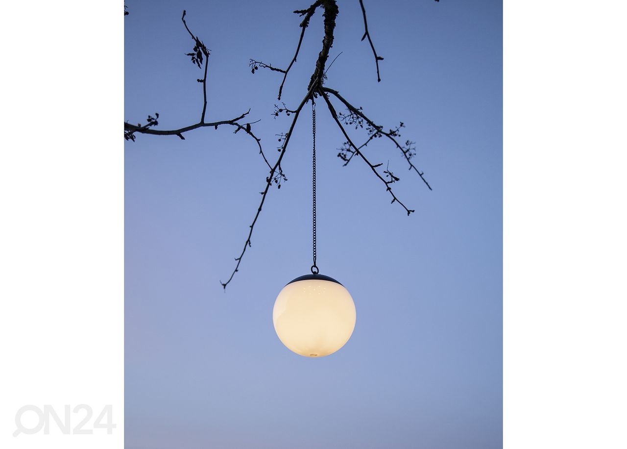 Riippuvalaisin aurinkokennolla Globus kuvasuurennos