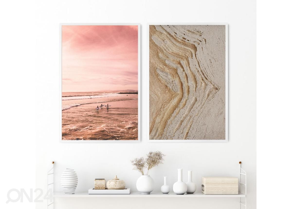 Seinäjuliste Surffaajat auringonlaskun aikaan 21x30 cm kuvasuurennos