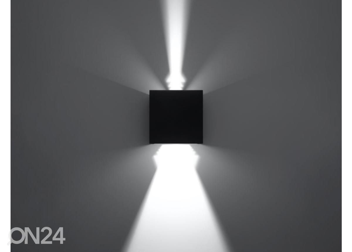 Seinävalaisin Luca LED kuvasuurennos