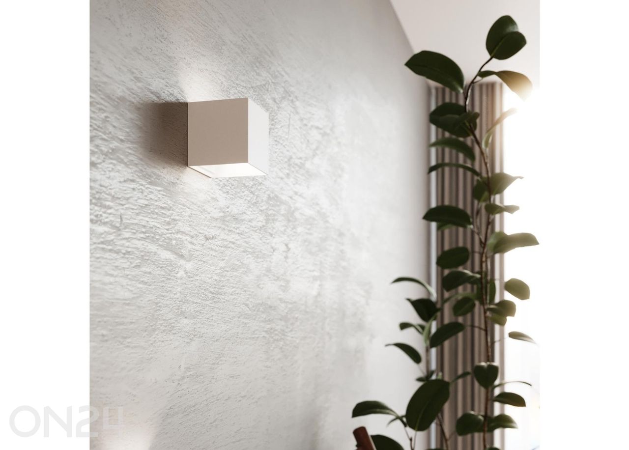 Seinävalaisin Luca LED kuvasuurennos