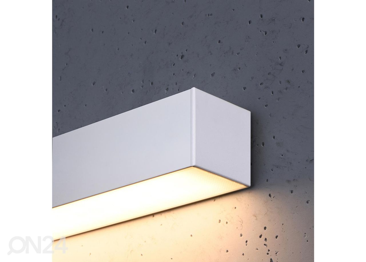 Seinävalaisin Pinne 118 kuvasuurennos