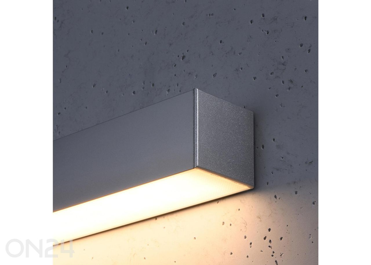 Seinävalaisin Pinne 67 kuvasuurennos